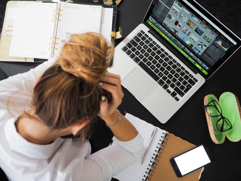 Patologías y Problemas de Salud Relacionados con el Tecnoestrés